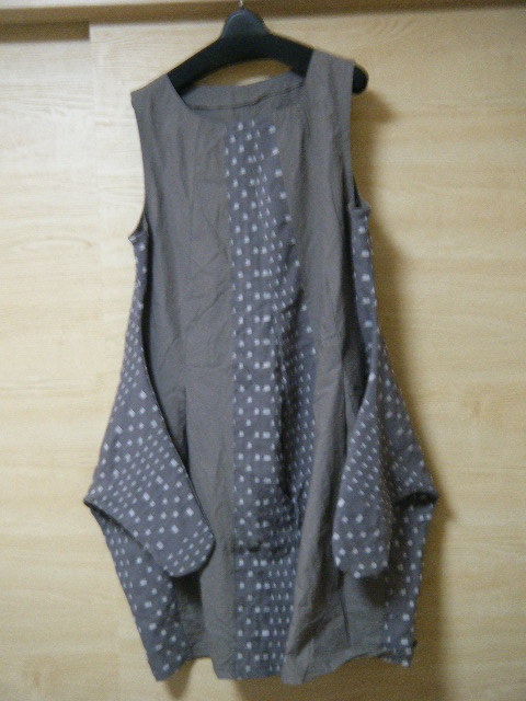 Mujiya deformation tunic long gilet R7026 charcoal gray 