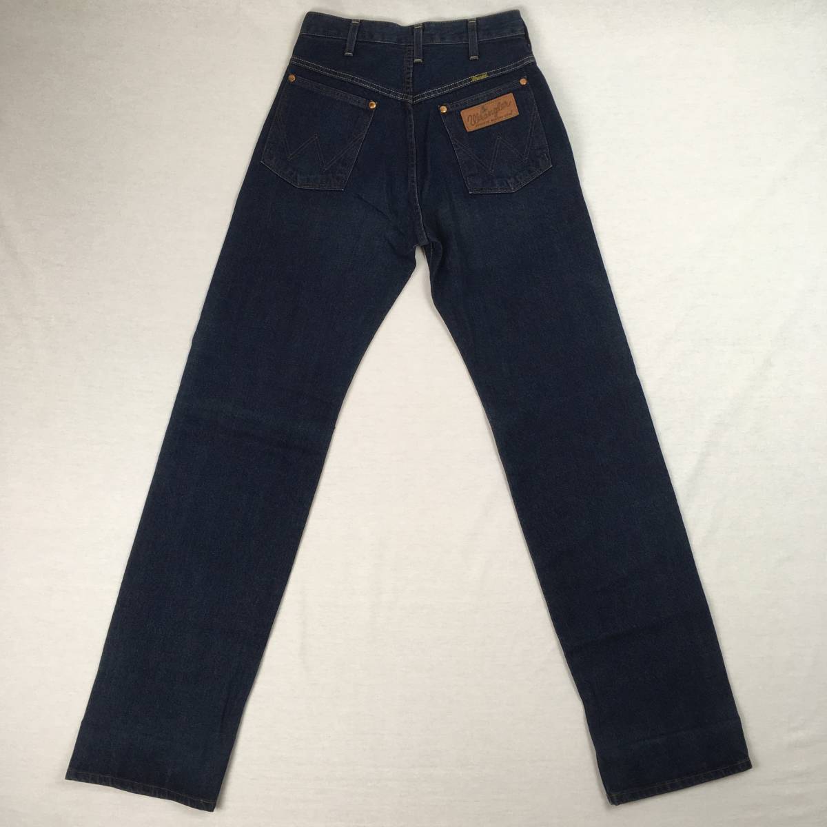 [ new goods ]Wrangler Wrangler M1704 made in Japan Denim pants jeans W28 Zip fly leather patch red side break up 