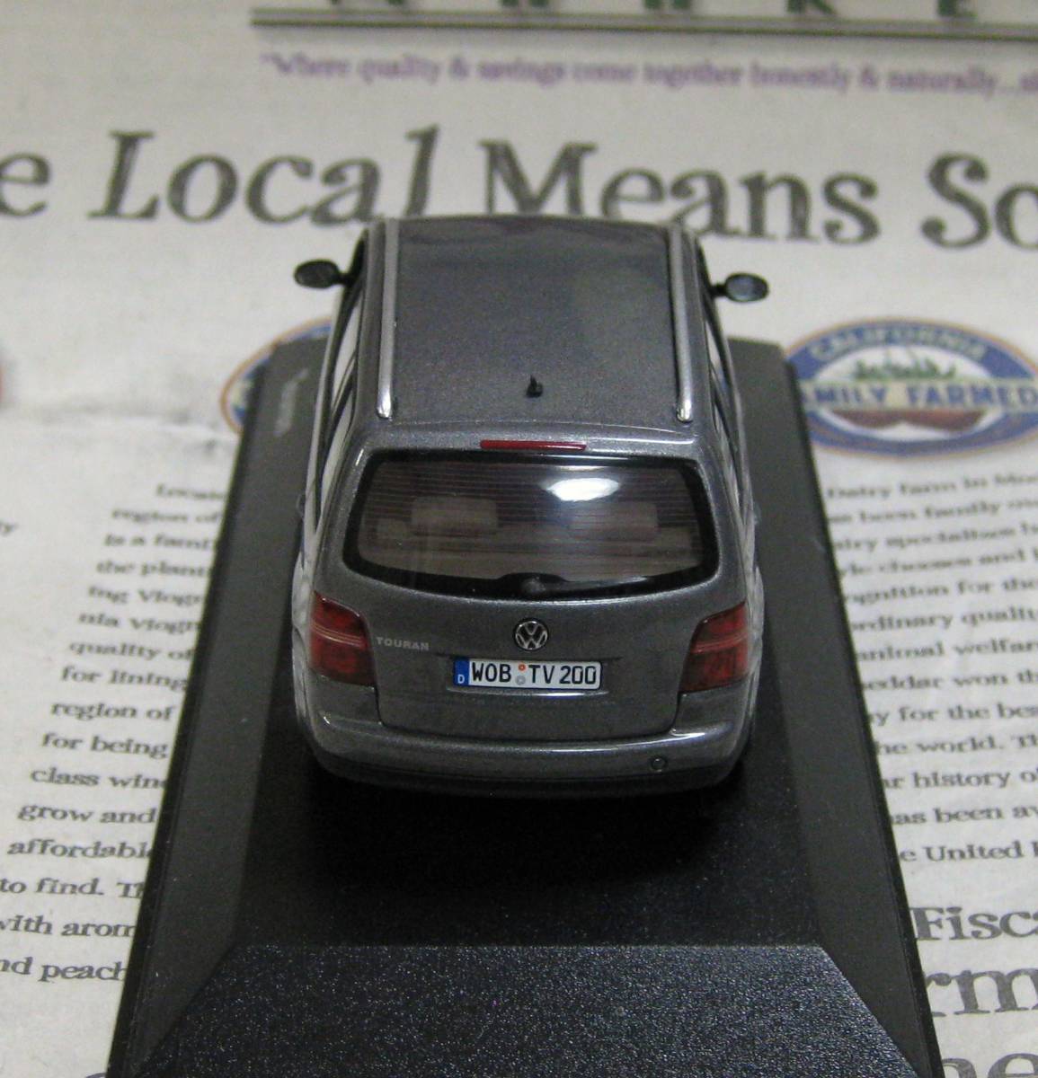 ★レア絶版*ディーラー限定*Minichamps PMA*1/43*Volkswagen Touran Facelift グレーメタリック_画像4