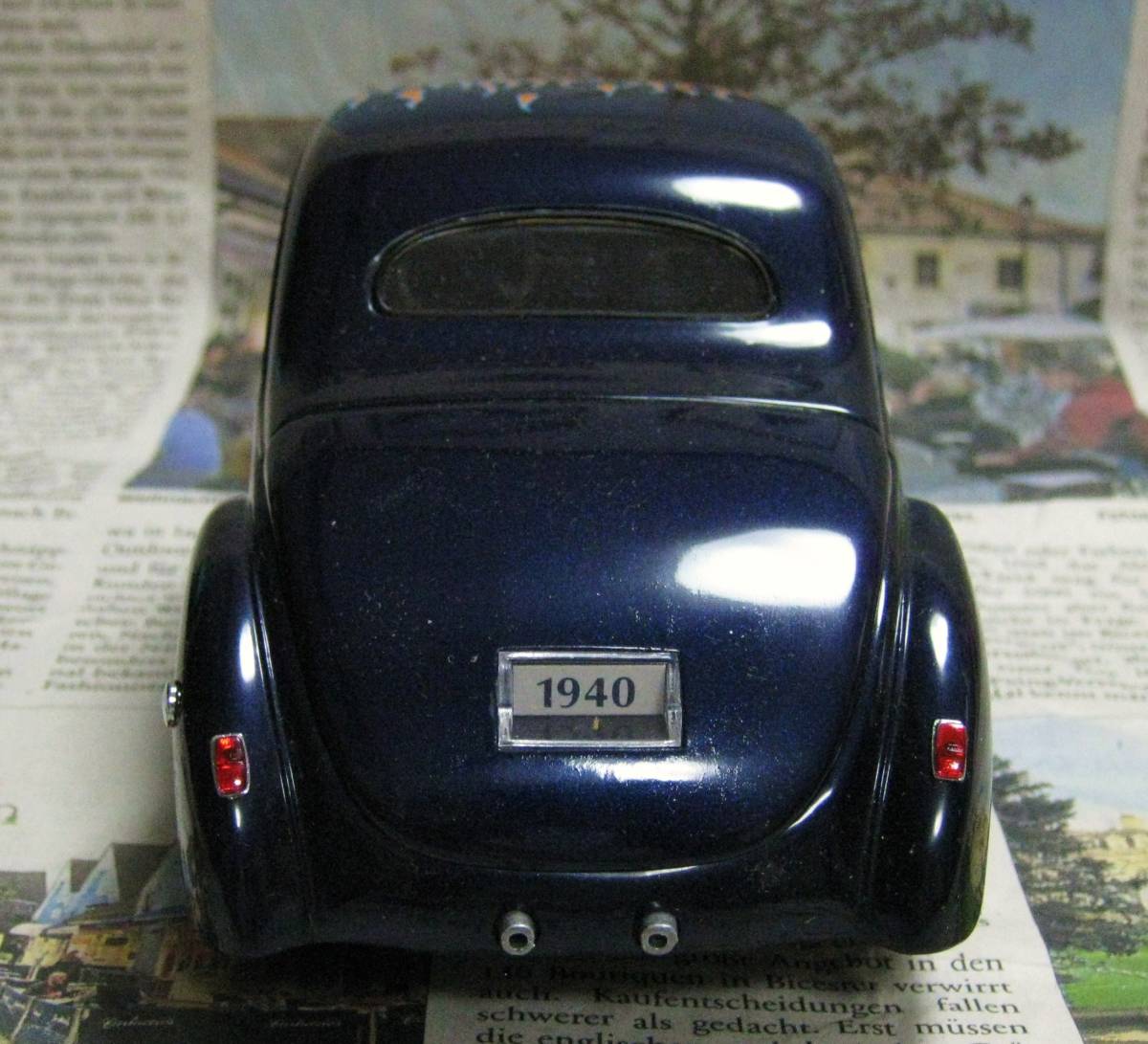 ★絶版★ダンバリーミント*1/24*1940 Ford Deluxe Coupe Hot Rod ミッドナイトブルー_画像4