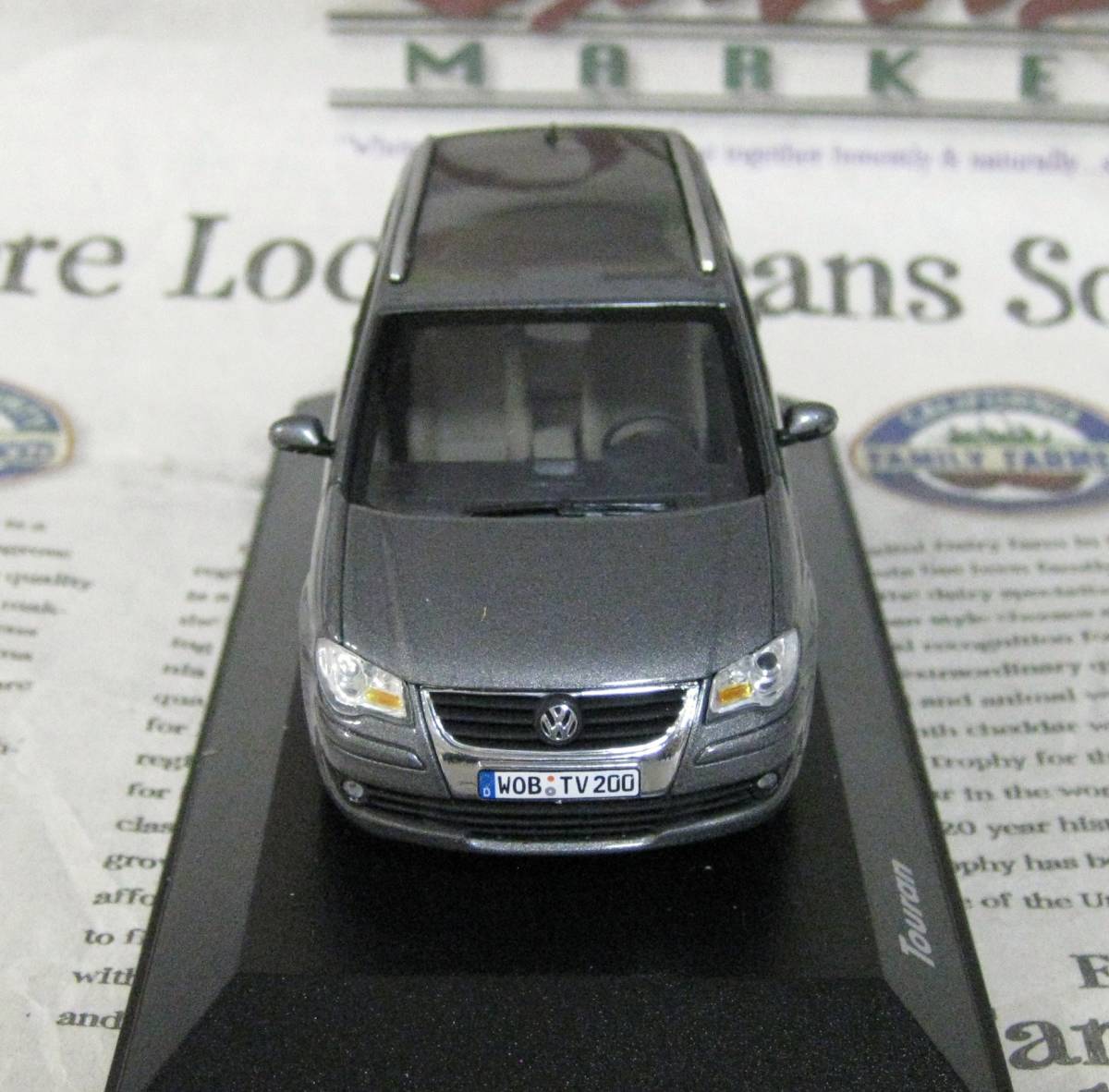 ★レア絶版*ディーラー限定*Minichamps PMA*1/43*Volkswagen Touran Facelift グレーメタリック_画像3