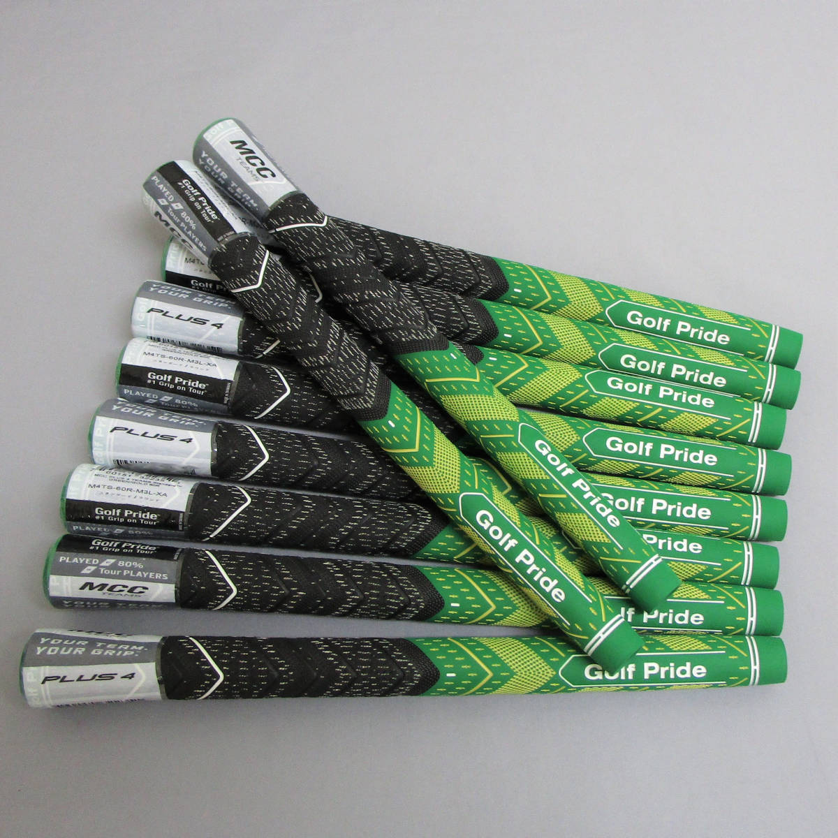好評 新品ゴルフグリップGolf Pride MCC TEAMS Plus4緑金STD