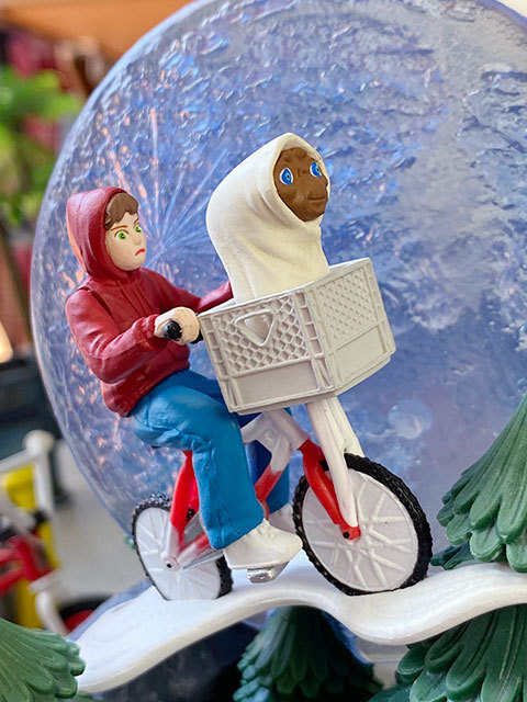 映画「E.T.」フライングシーンのジオラマスタチュー ■ アメリカン雑貨 アメリカ雑貨 フィギュア_画像3