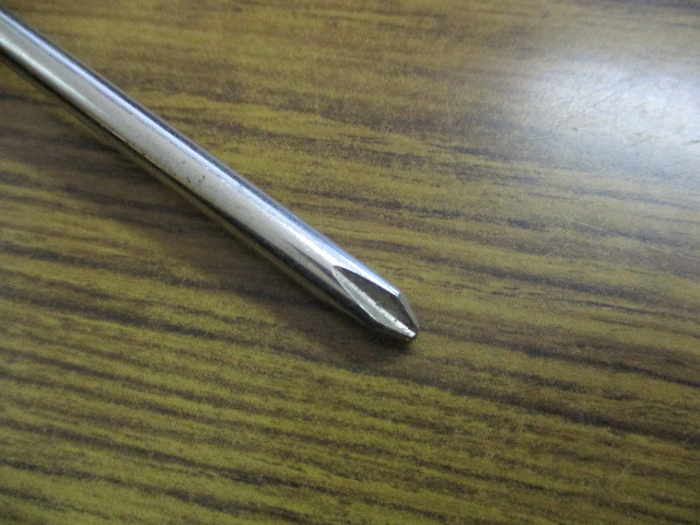 茨城【送料無料】プラスドライバー ネジ回し ネジ締め 工具 DIY ドライバー 中古品