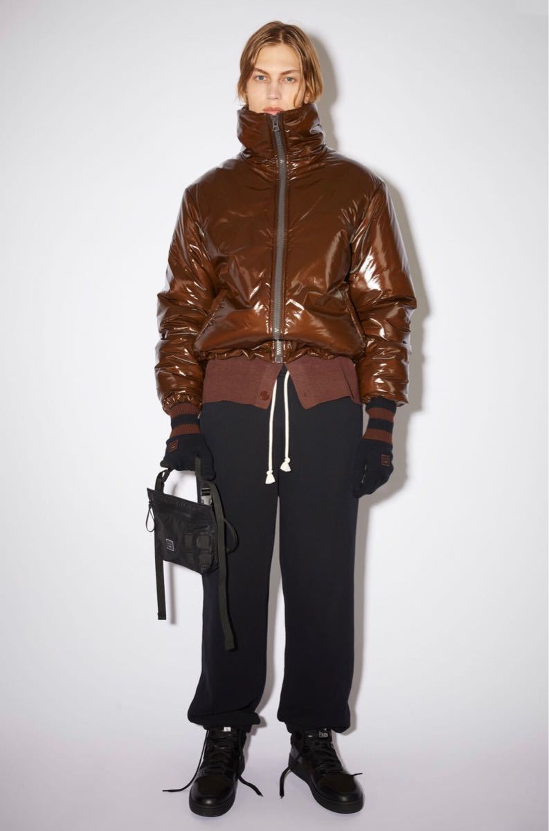 新品 アクネストゥディオズ Acne Studios ショルダーバッグ ceratinxd.com