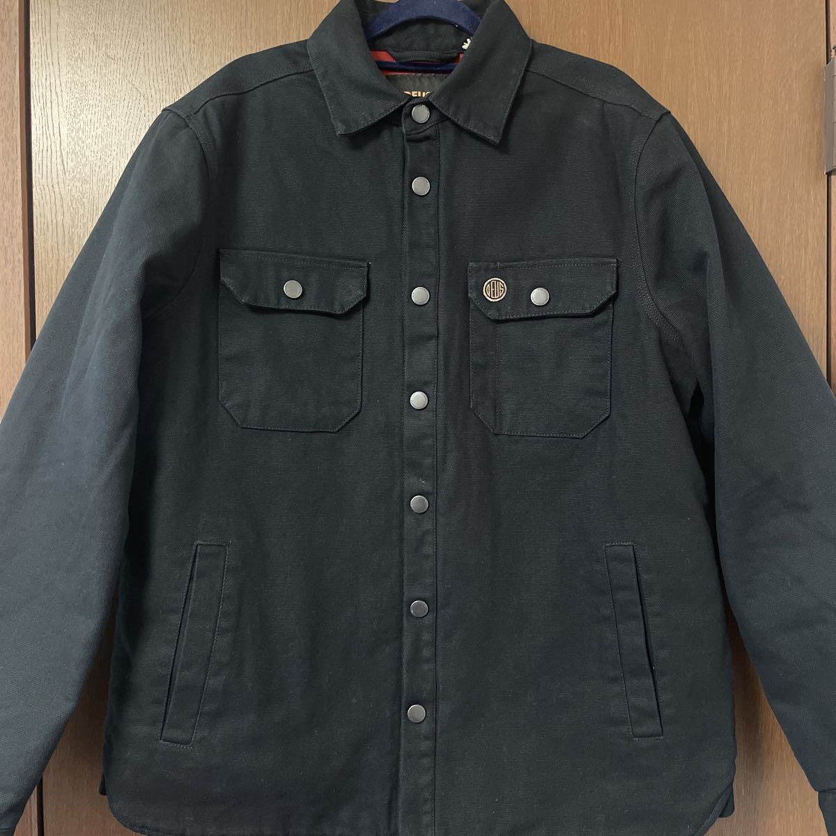 【全商品オープニング価格 特別価格】 DEUS EX MACHINA キャンバス地ジャケット L size BLACK 海外限定モデル 男性用 【全商品オープニング価格 特別価格】 DEUS EX MACHINA キャンバス地ジャケット L size BLACK 海外限定モデル 男性用
