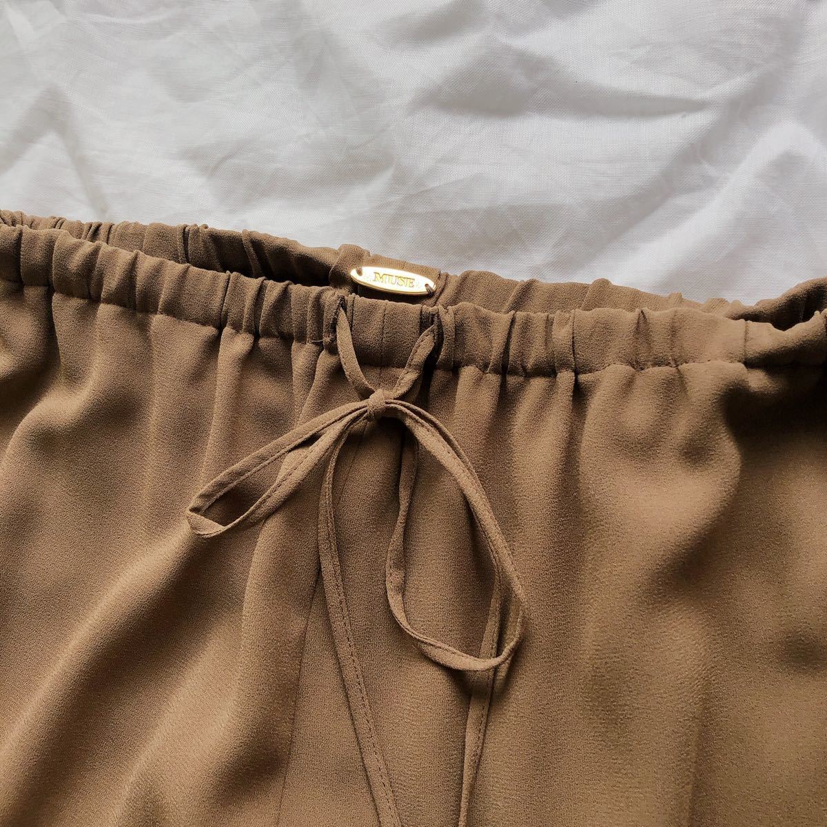 大人気【Deuxieme Classe】ドロストワイドパンツ ベージュ ceratinxd.com
