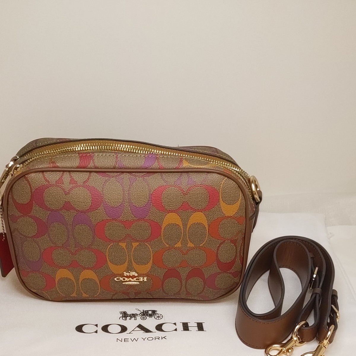 コーチ COACH ショルダーバッグ シグネイチャー ブラウン コーチ COACH ショルダーバッグ シグネイチャー ブラウン