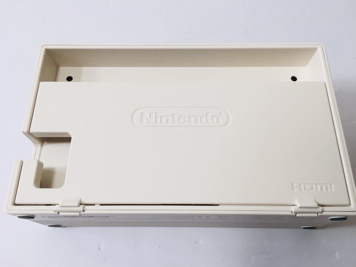 【新品同様】Nintendo Switch どうぶつの森 ドック 任天堂 ニンテンドースイッチ 同梱版_画像2