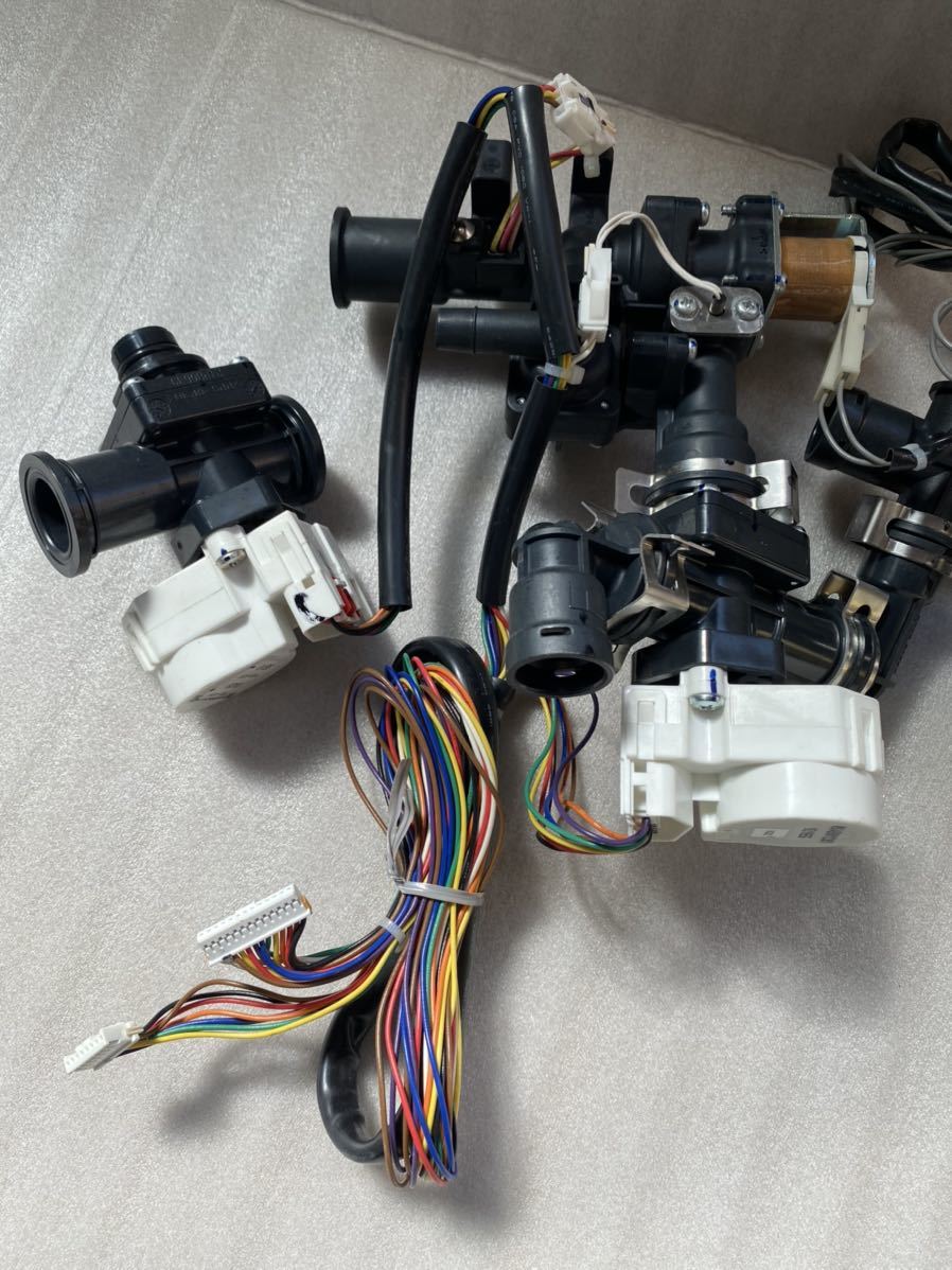 エコキュート貯湯ユニット 混合弁 NSAE001ZB1 B801803 逃し弁 エコキュート貯湯ユニット 混合弁 NSAE001ZB1 B801803 逃し弁