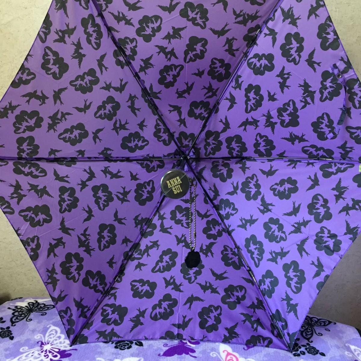 アナスイ　 折りたたみ傘　 雨傘　鳥モチーフデザイン　パープル　薔薇チャーム付き　計量