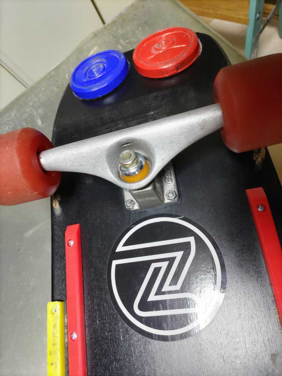 スカルスケーツ skullskates カナダ usa caverカーバー スカルスケーツ skullskates カナダ usa caverカーバー