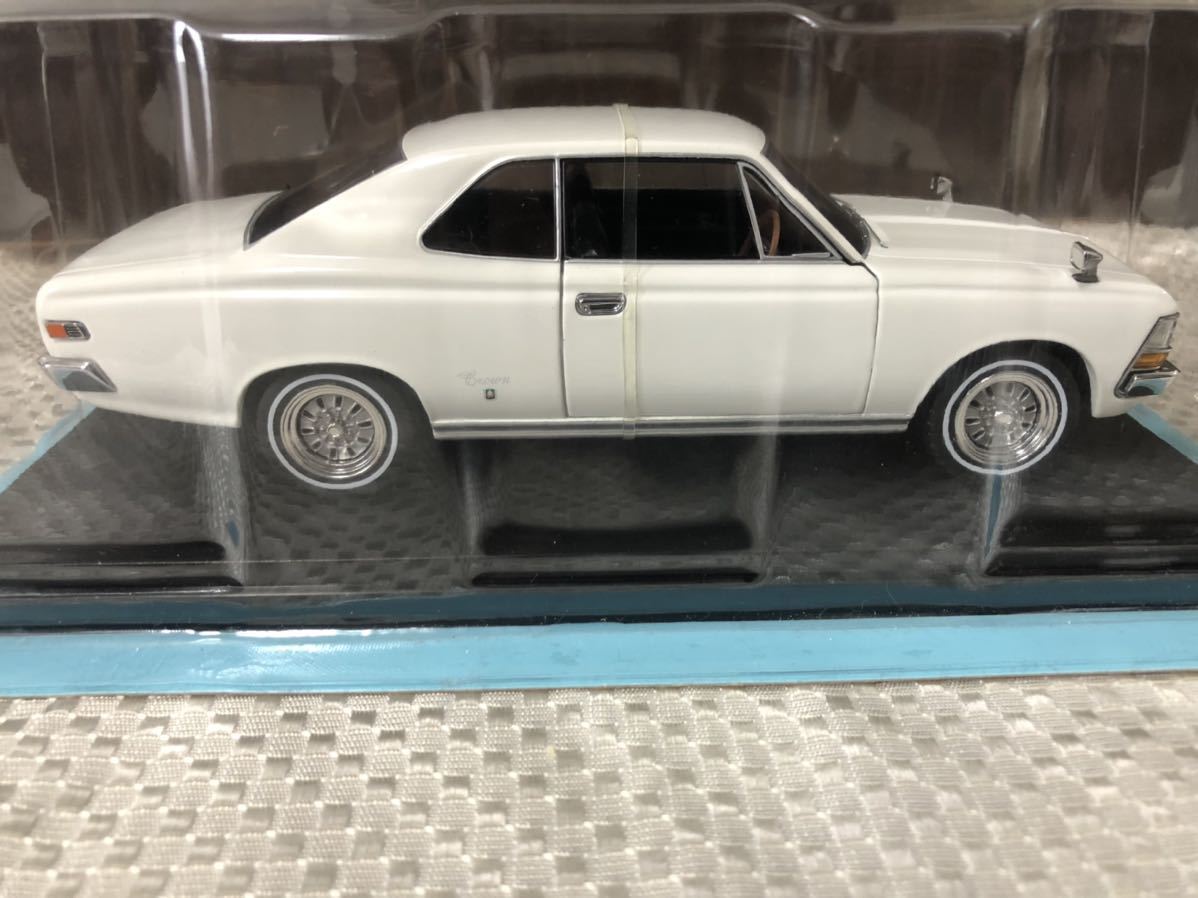 【本体のみ】国産名車コレクション トヨタ　クラウン　HT 2000GT 1968年式　1/24 スケール　未開封品　※冊子はありません_画像4