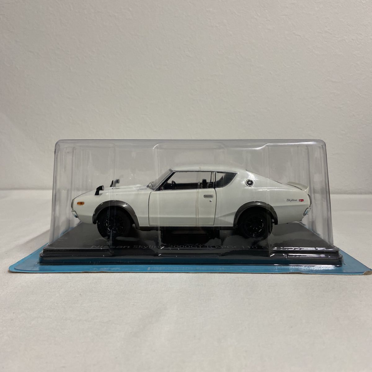 アシェット 国産名車コレクション 1/24 #08 日産スカイライン 2000 GT-R KPGC110 1973年 ニッサン ケンメリ 旧車 完成品 ミニカー モデル_画像2