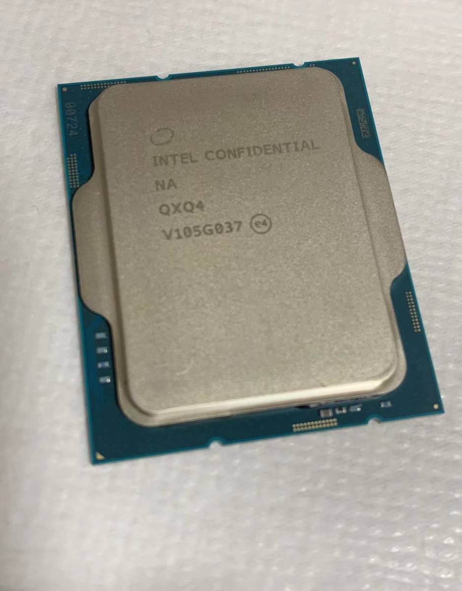 Intel Core i7-12700 ES QXQ4 12C(8P+4E) /20T TB 4.0GHz LGA 1700
