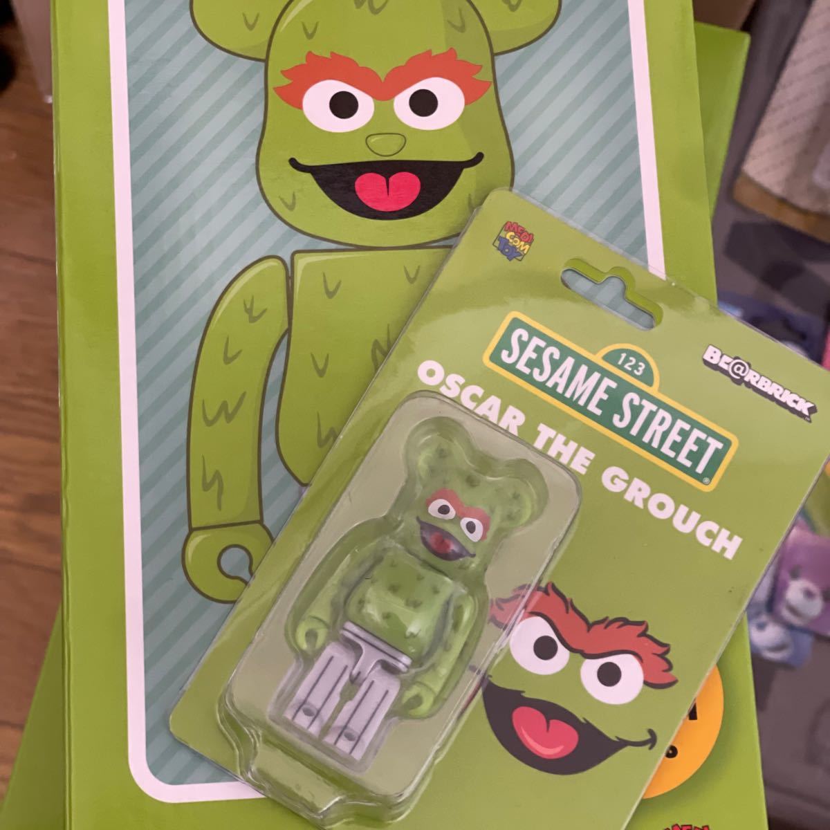 BE@RBRICK 400% 100% OSCAR THE GROUCH セサミ