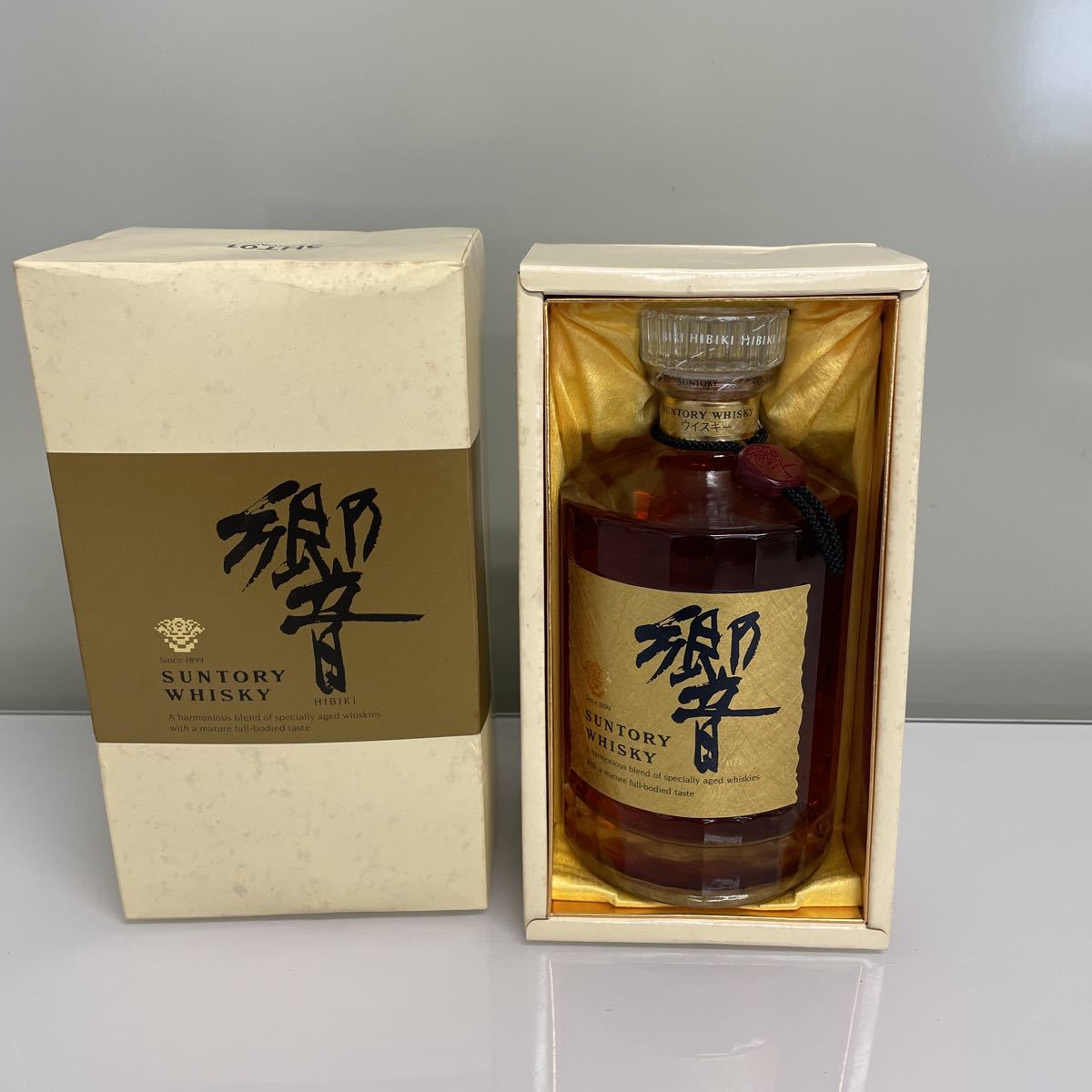 未開封品!SUNTORY サントリーウイスキー響 箱付き 裏ゴールドラベル ...