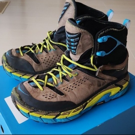 【HOKA】ホカオネオネ トレッキング シューズ 登山 ハイキング ブーツ 