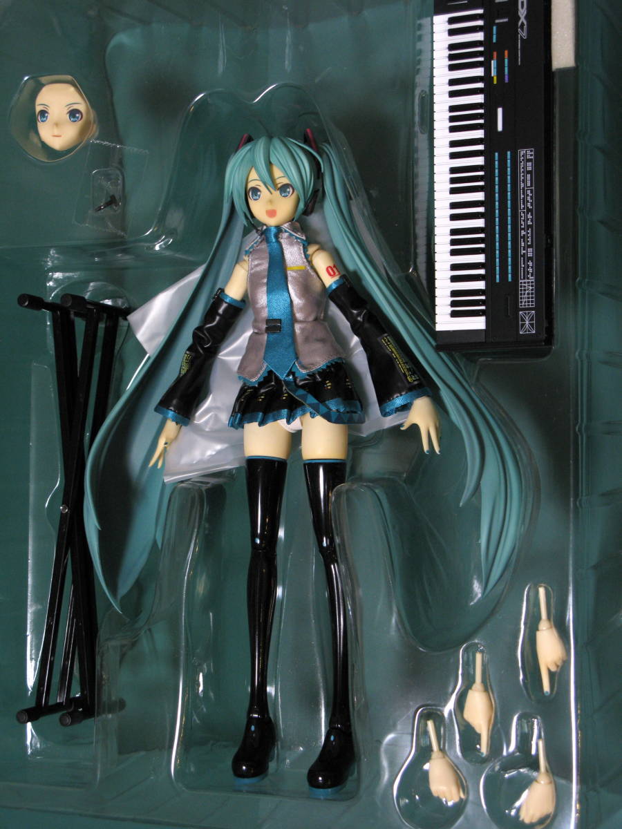 リアルアクションヒーローズ 初音ミク Project DIVA F フィギュア リアルアクションヒーローズ 初音ミク Project DIVA F フィギュア
