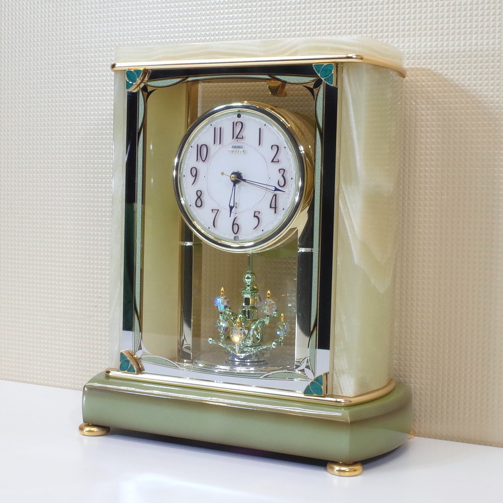 SEIKO HW548H セイコーエンブレム 電波 高級置時計 オニキス枠 市場 