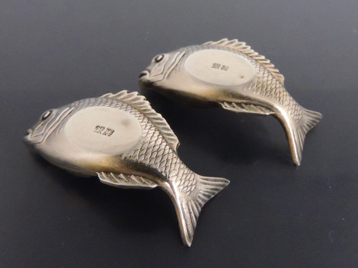 銀製 シルバー 箸置き 魚 鯛モチーフ 2点 ペアセット_画像4