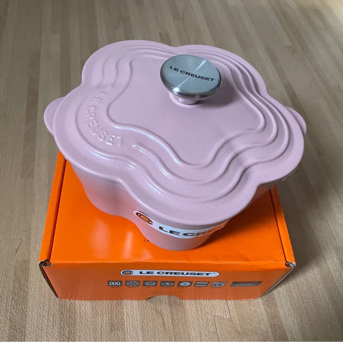 LE CREUSET  ル・クルーゼ　フルール　鍋　シュガーピンク  ココット　フルール　未使用