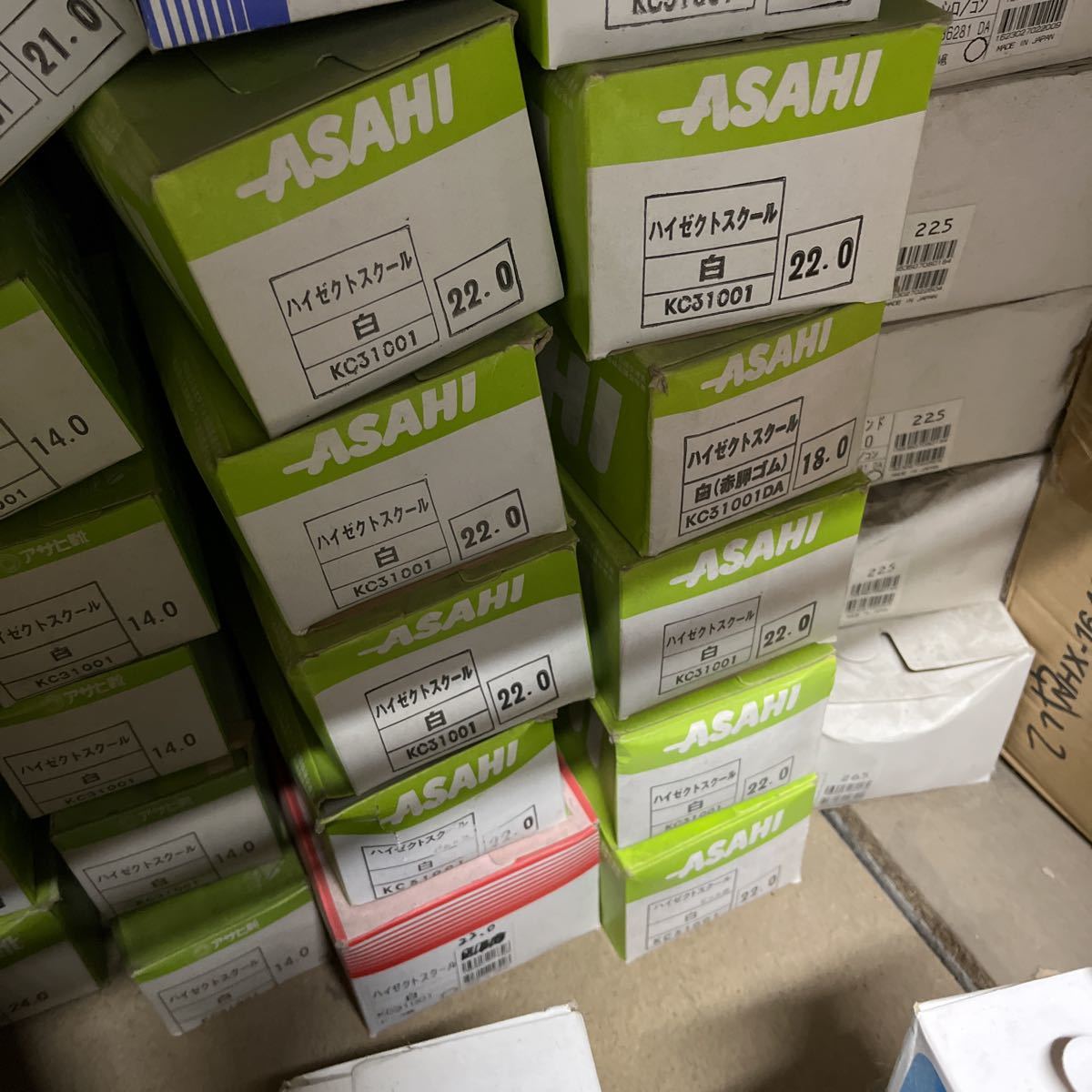 ジュニアシューズ アサヒ製品 日本製 22cm 10足で3000円_画像1