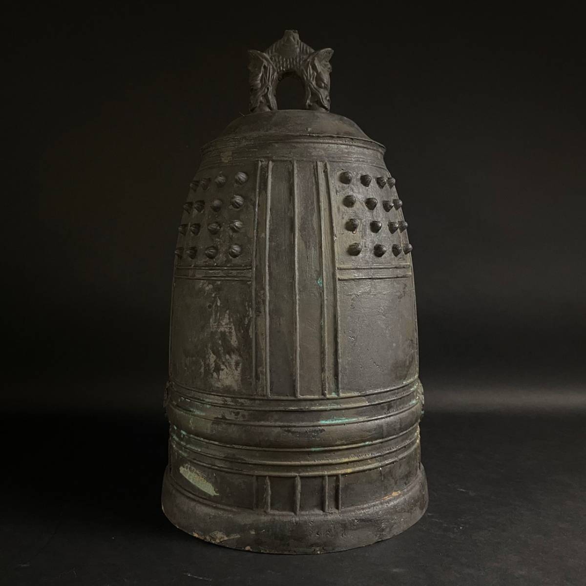 仏教美術 時代物 古銅 青銅 双龍頭 半鐘 梵鐘 吊鐘 釣鐘 高さ 仏教美術 時代物 古銅 青銅 双龍頭 半鐘 梵鐘 吊鐘 釣鐘 高さ