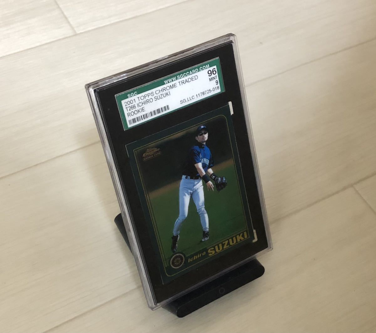 PSA9相当】イチロー ICHIRO Topps Chrome Traded 2001 #T266 Suzuki RC