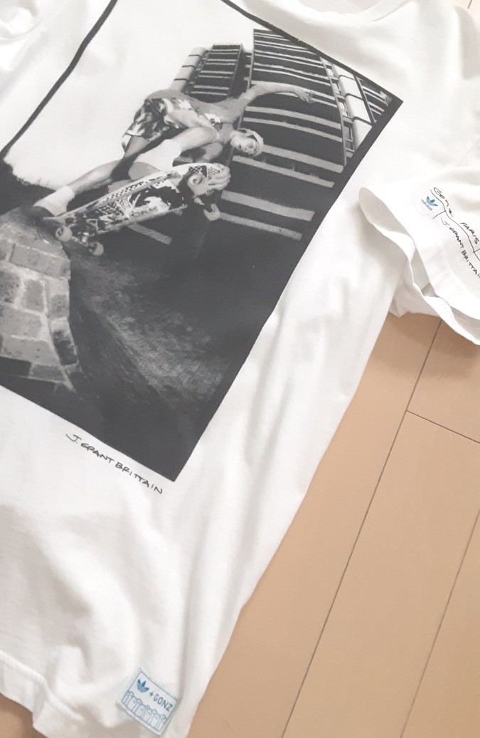 adidas skateboading × Gonz J.GRANT BRITTAIN  PHOTO  Tシャツ マークゴンザレス