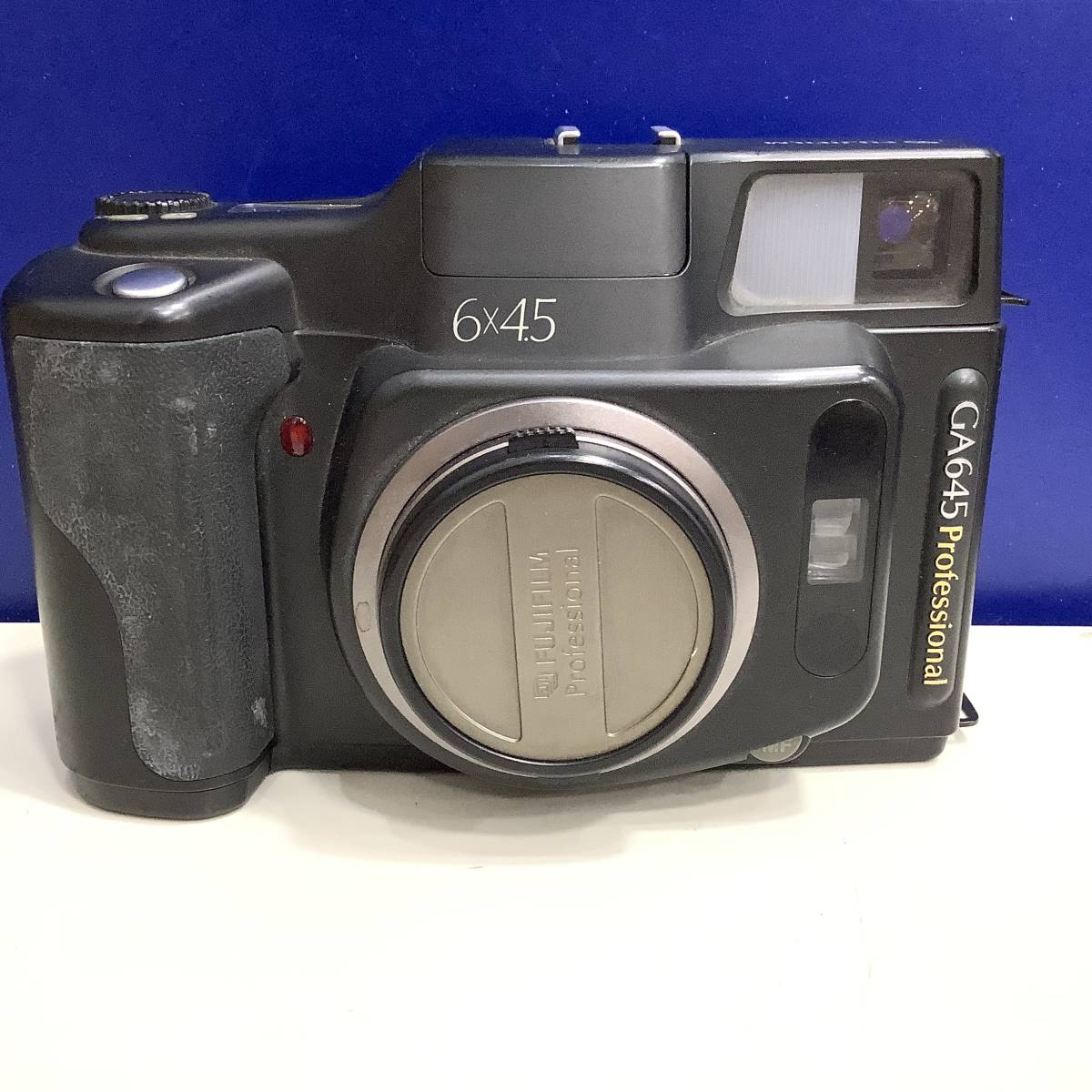 u1796 FUJIFILM GA645 Professional フィルムカメラ 6×4.5 SUPER-EBC FUJINON  ジャンク品としてお考え下さいませ
