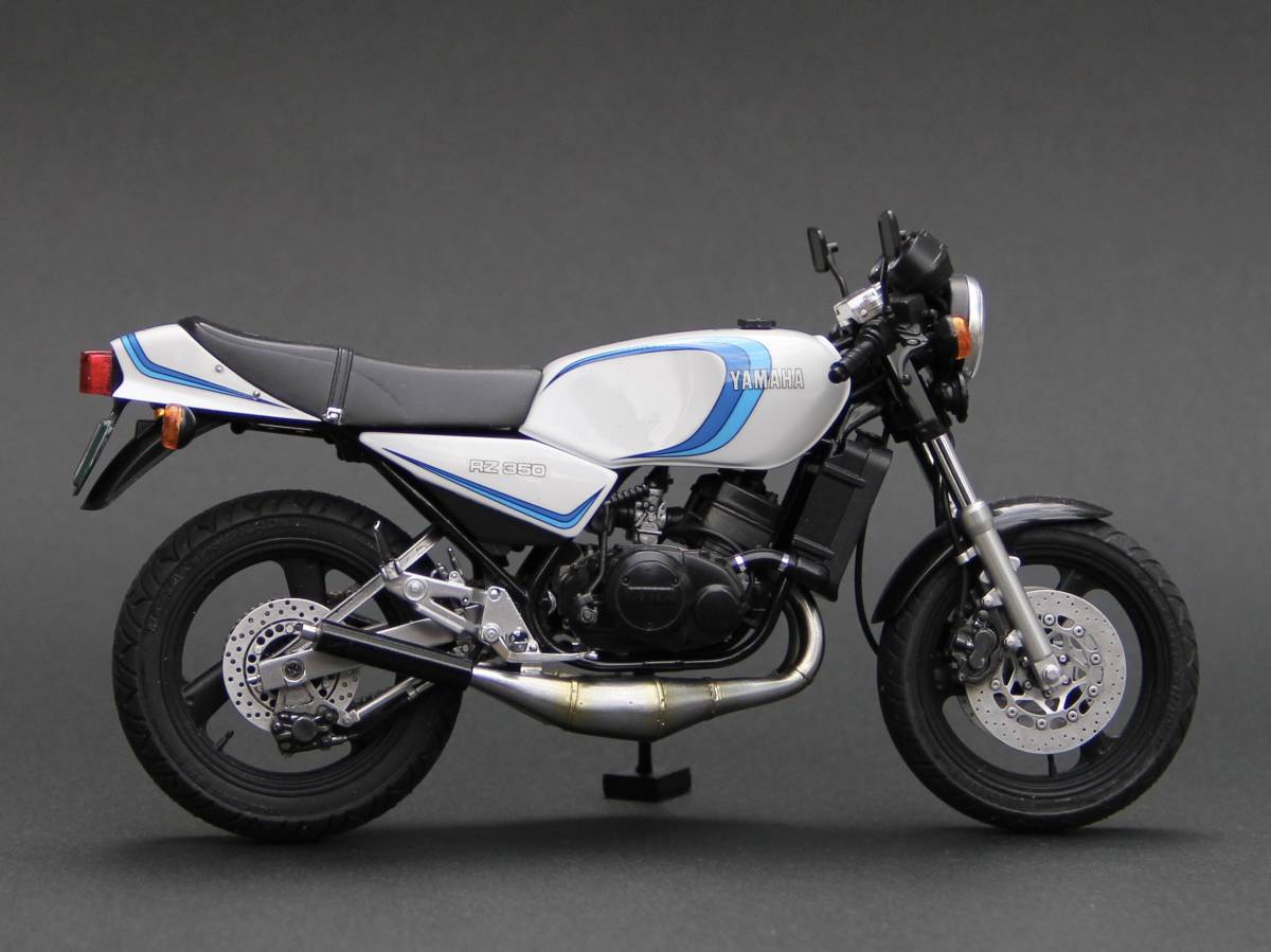 ヤマハ RZ350(改)プラモデル完成品 ハセガワフジミタミヤアオシマ 公式