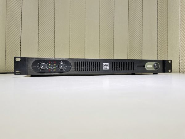 CLASSIC PRO DCP400 動作品 軽量デジタルパワーアンプ