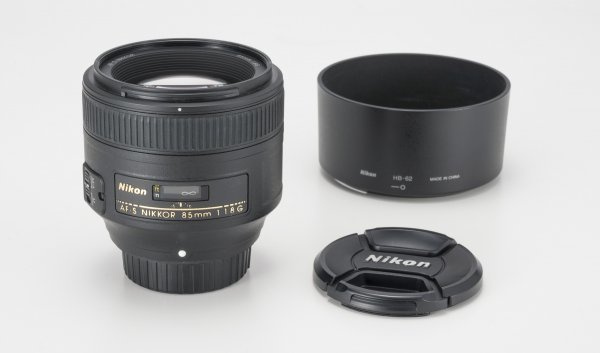 ☆ Nikon ニコン AF-S NIKKOR 85mm F1.8G-