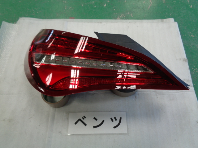 ベンツ CLA180 117342 左テールランプユニット 即決 6013