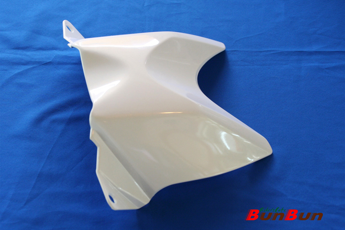 CBR125R JC50 2013~ 64700-KPP-T00ZN tank cover tanker cowl white pearl White NHA87P genuine products including in a package discount 