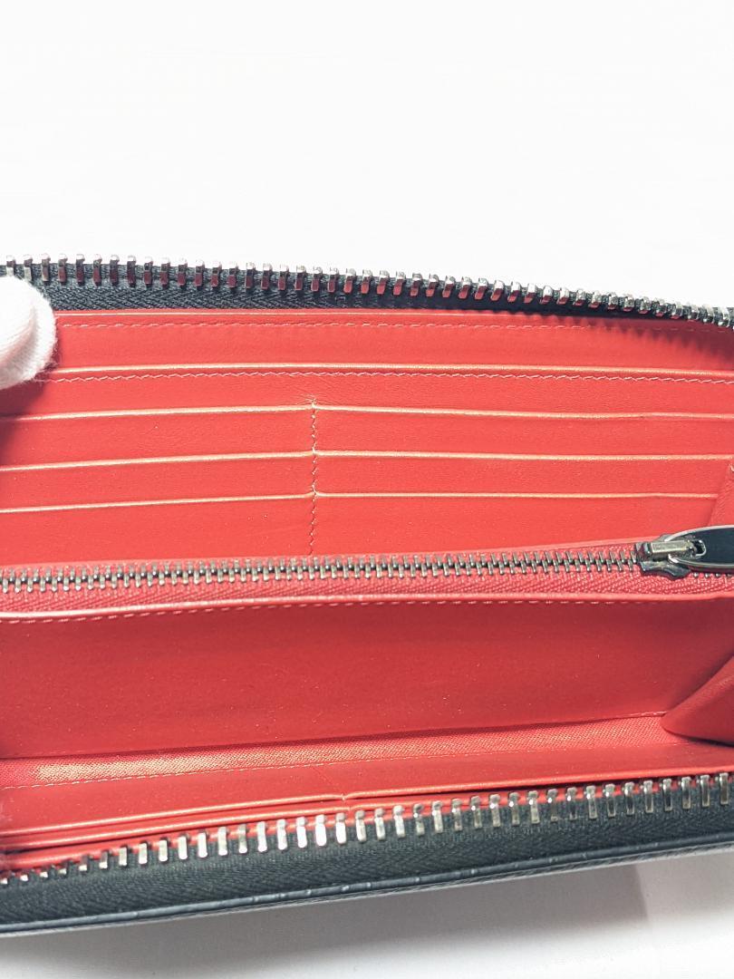 本物保証付 Christian Louboutin ラウンドファスナー長財布 赤