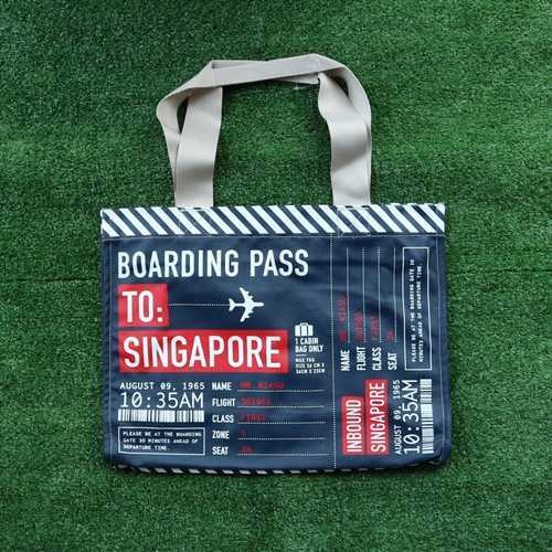 BOARDING PASS Tote Bag　シンガポール　Singaporeトートバッグ　搭乗券、チケット、飛行機、バーコードなどのモチーフ