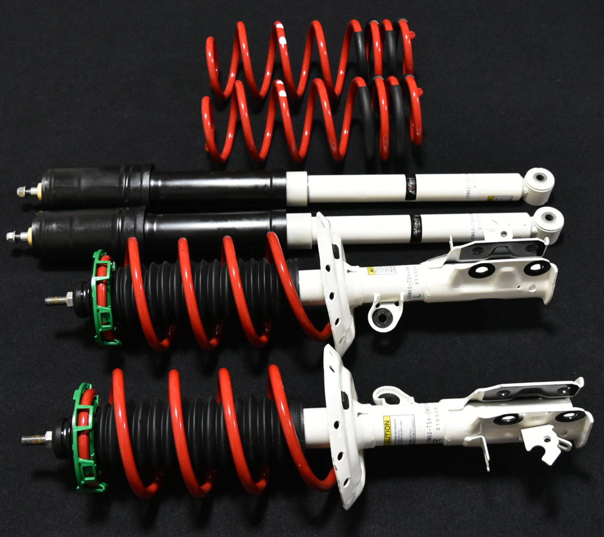 フィット GK3 GK5 GP5 MODULO スポーツサスペンションキット フィット GK3 GK5 GP5 MODULO スポーツサスペンションキット