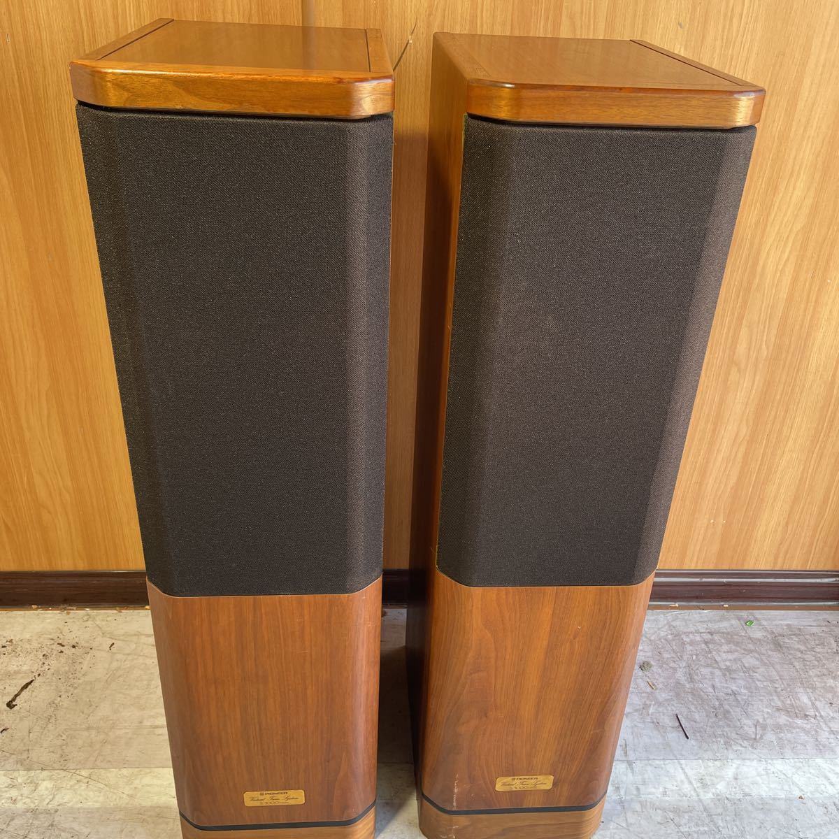 Pioneer S-1000Twinの評価とは・中古価格と日本製スピーカー Pioneer S-1000Twinの評価とは・中古価格と日本製スピーカー