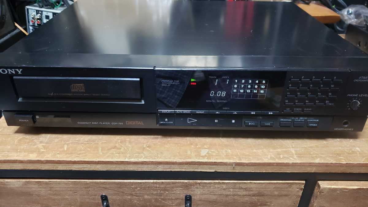 SONY CDプレーヤー CDP-750　中古　DACは人気のTDA1541