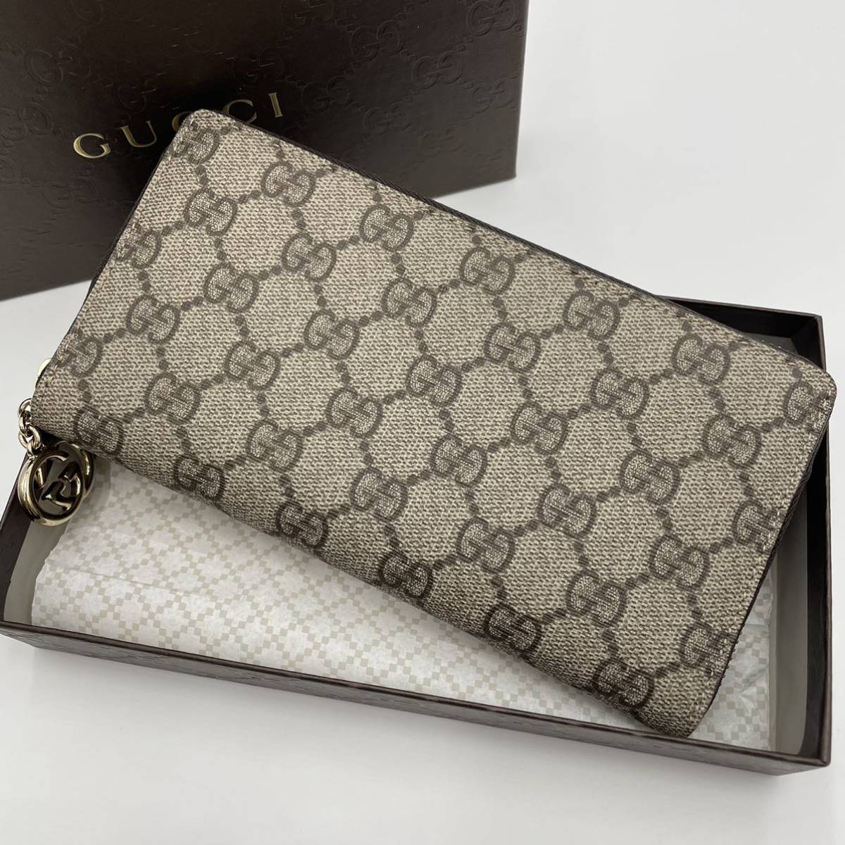 ❤日本大セール❤ 《 未使用 》GUCCI インターロッキング GGプレート