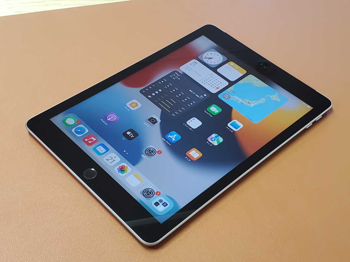apple iPad 第６世代 スペースグレイ 32GB au simロック解除済み sim