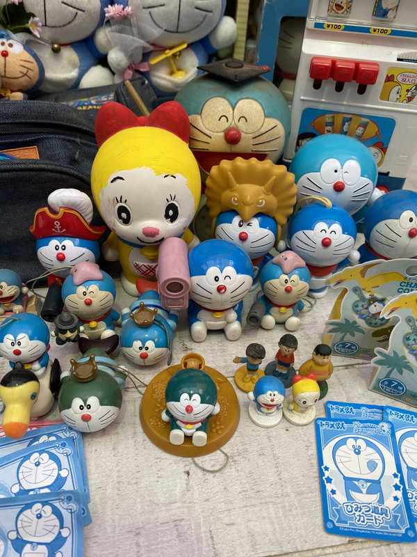 S-56◇ドラえもんグッズ大量まとめ売り◇ぬいぐるみ、置物、雑貨 S-56◇ドラえもんグッズ大量まとめ売り◇ぬいぐるみ、置物、雑貨
