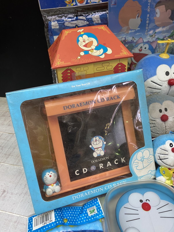 S-56◇ドラえもんグッズ大量まとめ売り◇ぬいぐるみ、置物、雑貨 S-56◇ドラえもんグッズ大量まとめ売り◇ぬいぐるみ、置物、雑貨