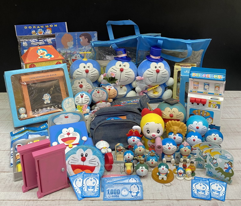 S-56◇ドラえもんグッズ大量まとめ売り◇ぬいぐるみ、置物、雑貨 S-56◇ドラえもんグッズ大量まとめ売り◇ぬいぐるみ、置物、雑貨