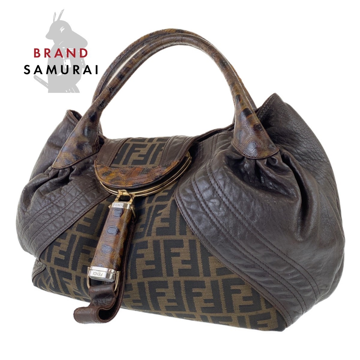 FENDI フェンディ ズッカ スパイバッグ 型押し ブラウン レザー