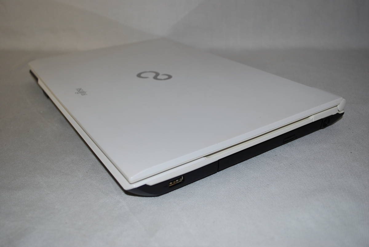 Q45◇富士通◇LIFEBOOK AH42/K◇ノート型パソコン◇FMVA42KW◇ product