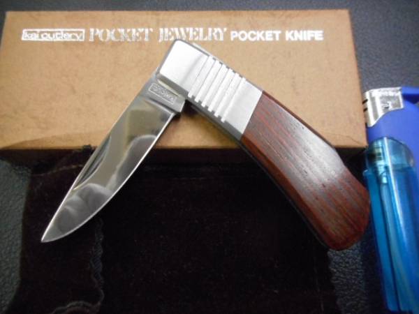 14000円 ナイフ 小さな折り畳 KAI CUT ミラーブレードにウッド 14000円 ナイフ 小さな折り畳 KAI CUT ミラーブレードにウッド