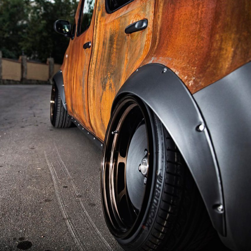 надкрылок Skyline HCR32 90mm ABS производства Classic принадлежности иметь Nissan Clinched